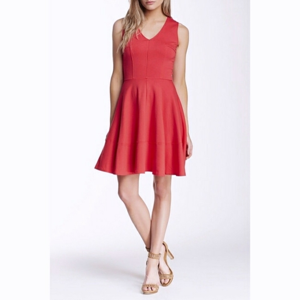 Love Ady V-Neck Sleeveless Fit & Flare Dress Red M